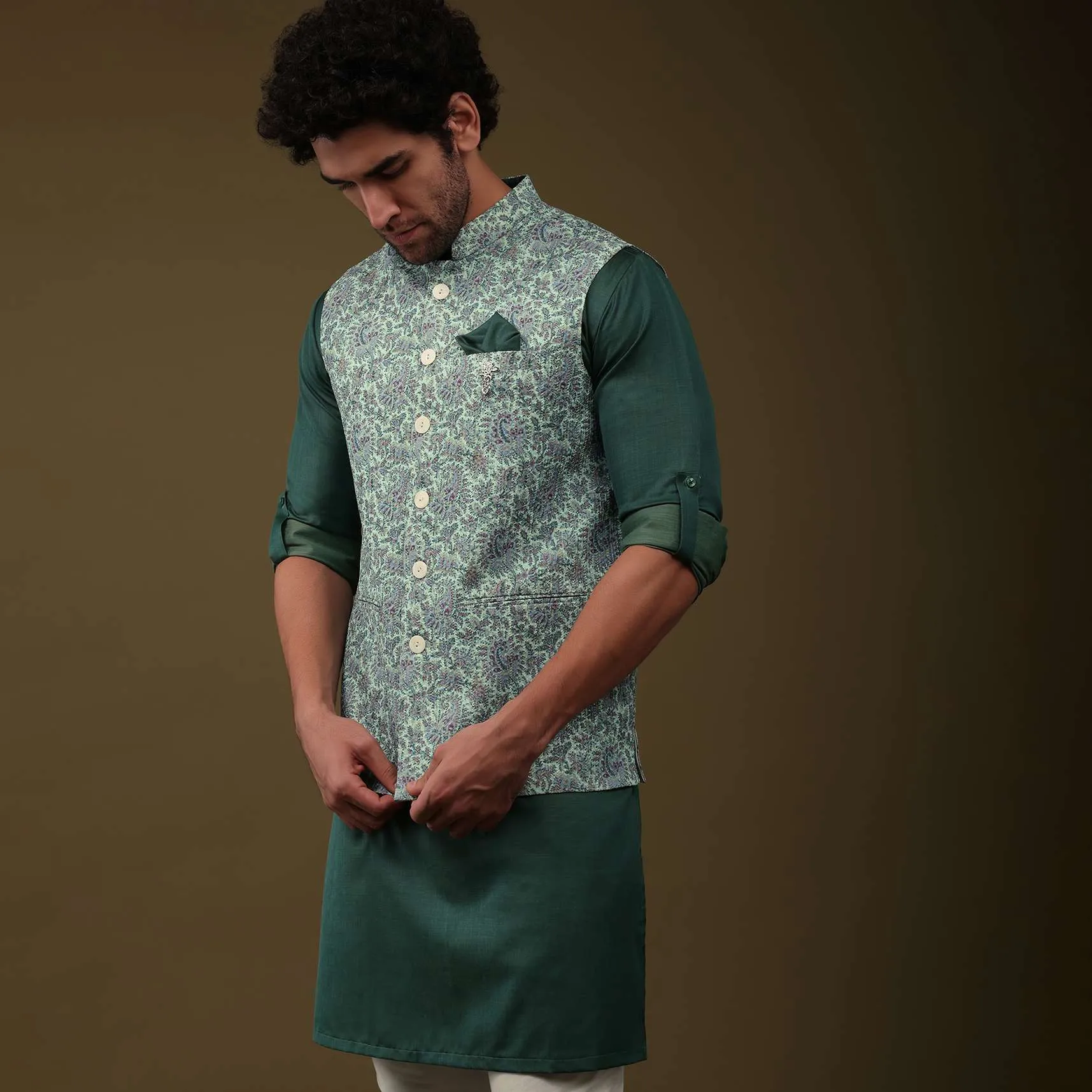 Emerald Green Floral Printed Festive Bandi Jacket Set In Art Silk