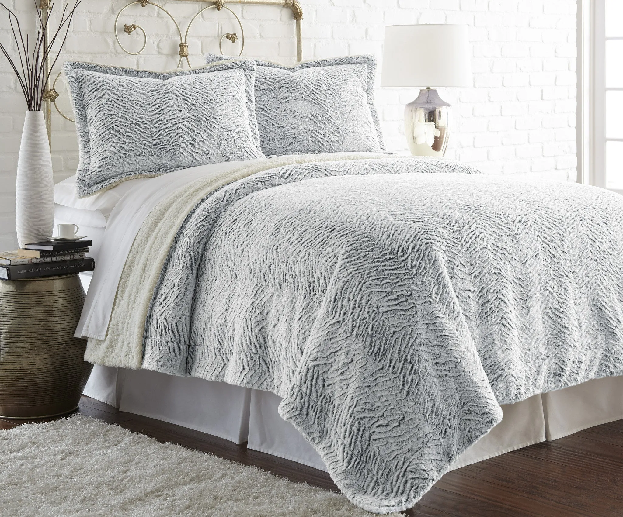Faux fur/Sherpa 3 Piece Comforter Set Gray King