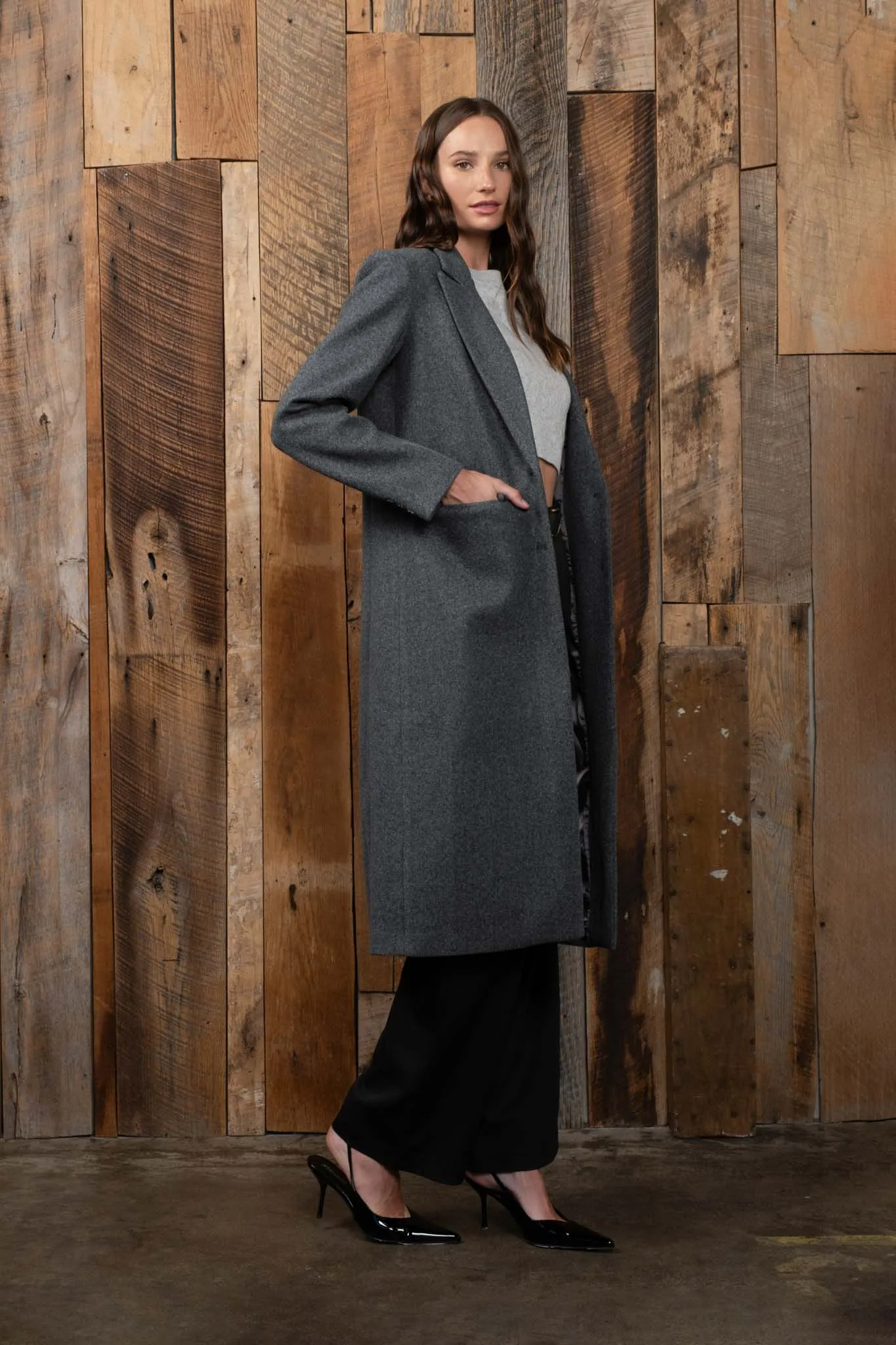 NOTCHED COLLAR LONGLINE BUTTON COAT